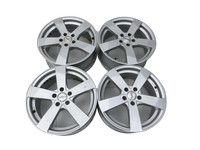 Volvo XC60 156 13-17 4 x Felgen Aluminiumfelge 17 Zoll 5X108 Volvo XC60 156 13-17 23.11.2016 KBA49291 gebraucht Vorschau 1