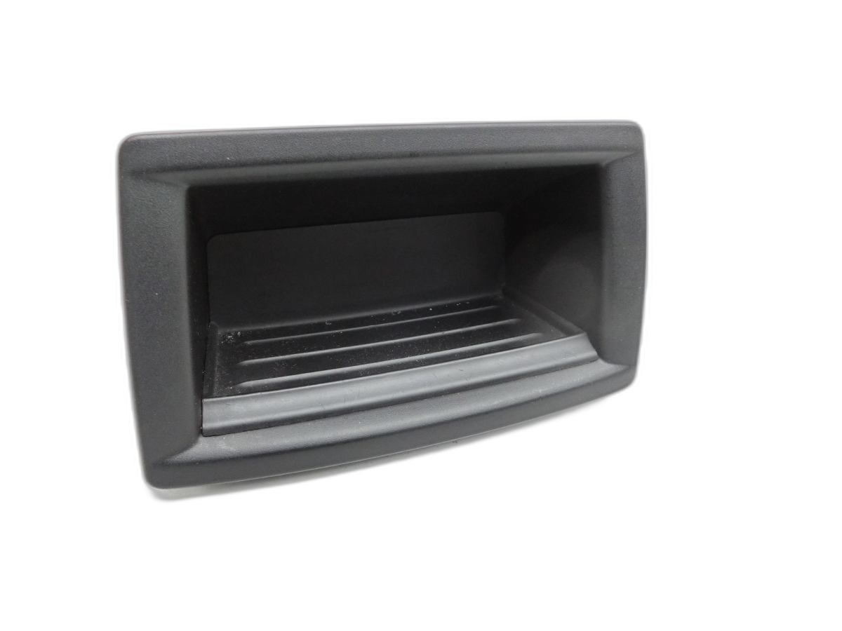 BMW 1er 114i F20 11-15 5T Ablagefach Staufach Fach  - Bild 1