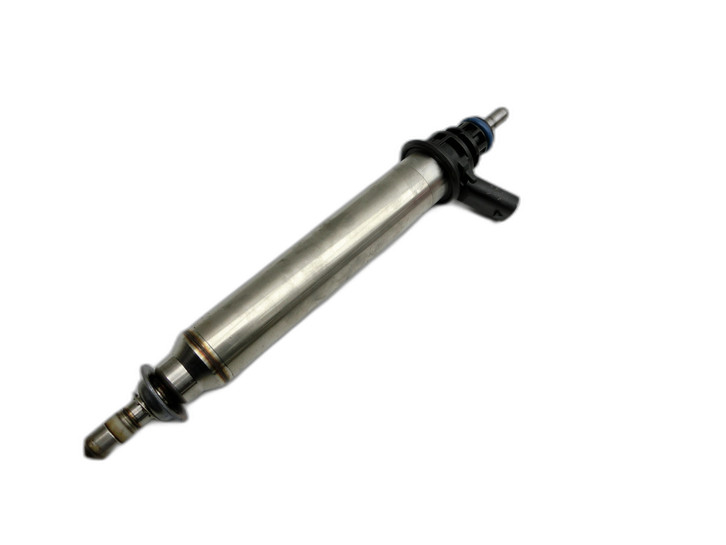 Mercedes C207 E200 13-17 2,0 135KW Injektor Einspritzdüse  - Bild 1