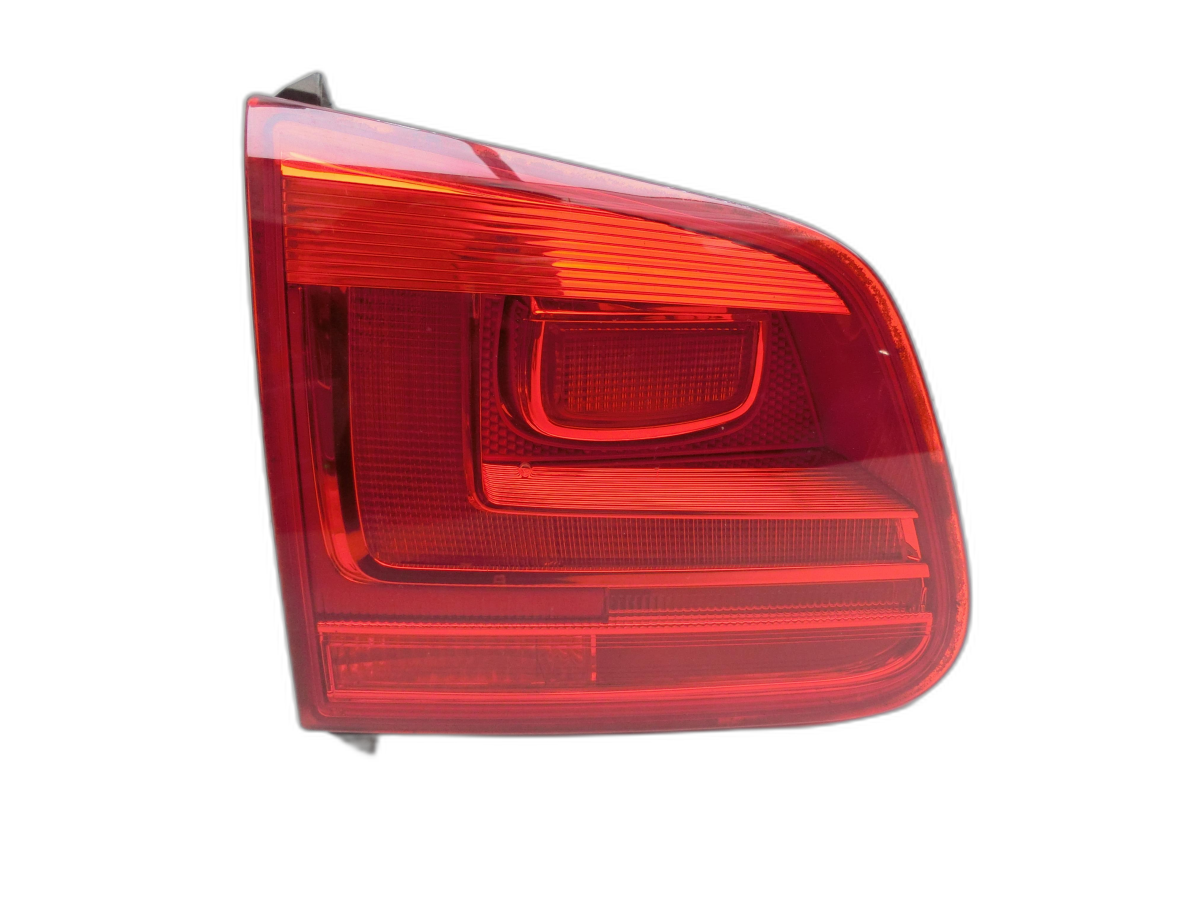 VW Tiguan I 5N 11-16  Rückleuchte Heckleuchte für Klappe Links  - Bild 1