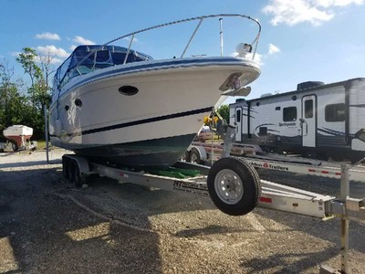 2001 Chris Craft 308 Express Cruiser