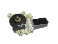 Mercedes SLK R171 04-08 Fensterhebermotor Links Vorne Mercedes SLK R171 04-08 23.11.2006 A1718201342 0130822157... Vorschau 1