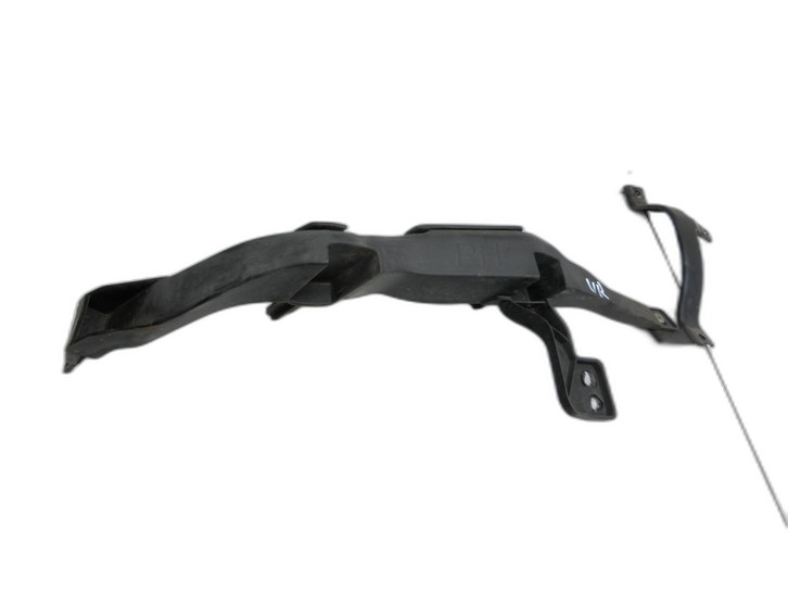 Opel Astra K B16 15-22 Kombi Halter Träger Aufnahme Führung für Stoßstange Rechts Vorne  - Bild 1