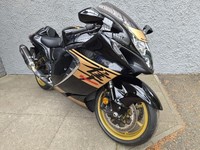 2024 Suzuki GSX1300R Hayabusa black and gold Yoshimura cans