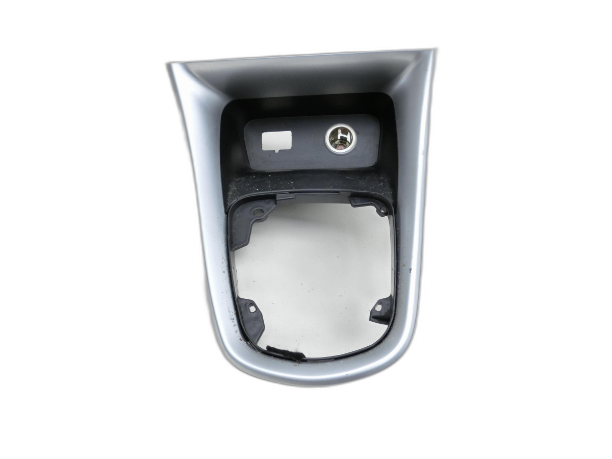 Lancia Delta III 844 08-11 Blende Einbaurahmen für Schaltsack Schaltkulisse  - Bild 1