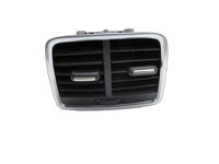 Audi Q3 8U 11-14 Luftdusche Luftdüse Mitte Hinten Audi Q3 8U 11-14 25.04.2013 8U0819203A gebraucht Vorschau 1
