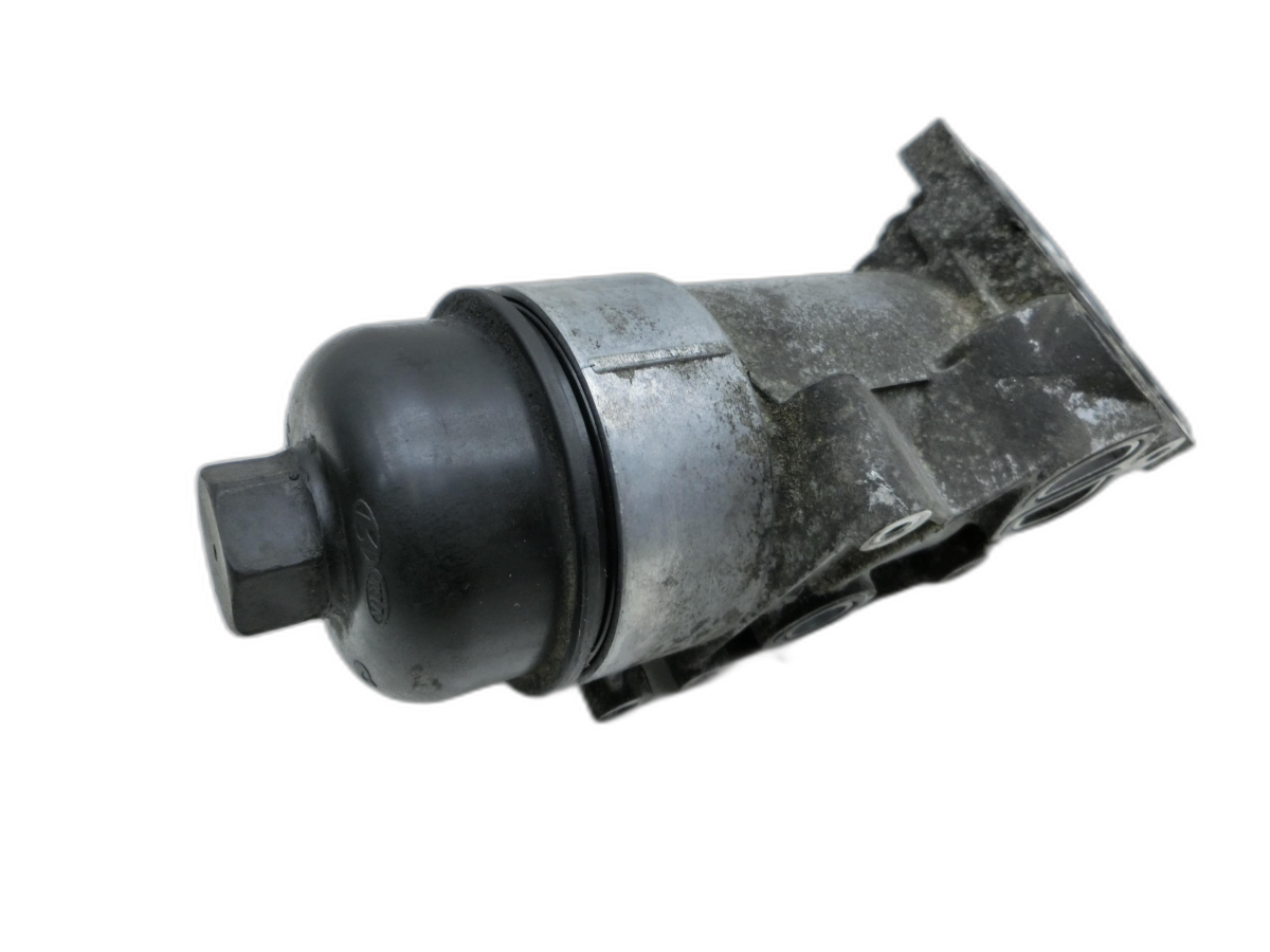 KIA Ceed 07-12 CRDI 1,6 85KW D4FB R73D Ölfiltergehäuse Gehäuse Halter für Ölfilter  - Bild 1