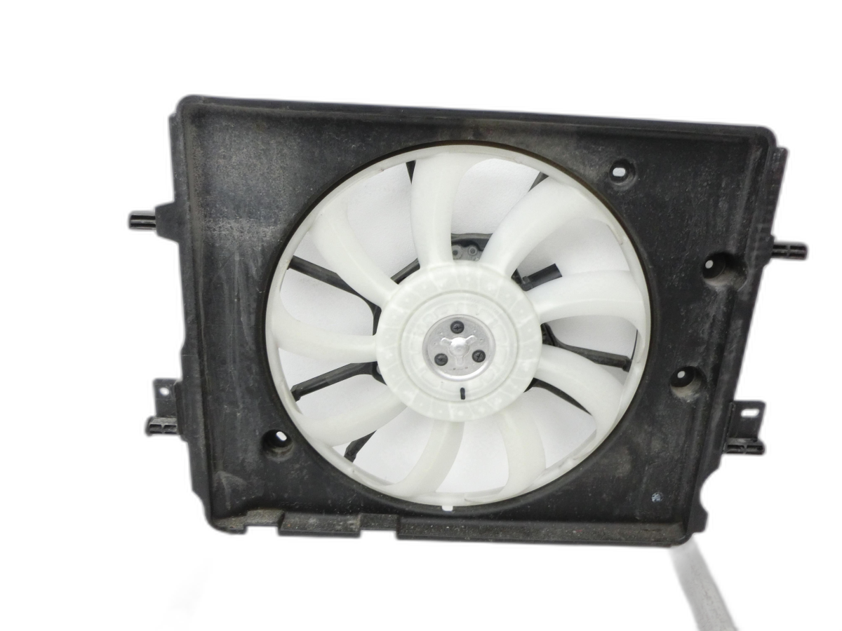 Nissan Micra V K14 17-22 IG-T 1,0 74KW Kühlerlüfter Motor Ventilator Zarge  - Bild 1