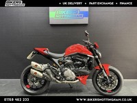 Ducati Monster 937 PLUS 2022 *Akrapovic - Evotech protection*