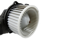 Kia Ceed JD 12-15 Gebläsemotor Lüftermotor Heizungsgebläse Kia Ceed JD 12-15 03.05.2013 F00S3B2474 121226 gebraucht Vorschau 1