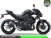 Kawasaki Z900 2025, Now with a Free Akrapovic