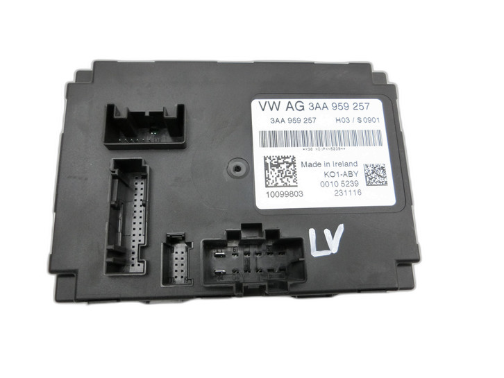 VW Golf 7 VII 5G 12-17 Steuergerät SG Sitzmodul für Sitz Links Vorne  - Bild 1