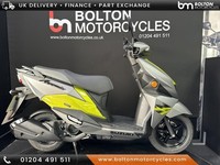 Suzuki UN Avensis 125 Scooter