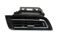 Peugeot 308 II 17-21 Luftdusche Luftdüse Links Peugeot 308 II 17-21 06.04.2021 1303818XZD 10003396 gebraucht Vorschau 1