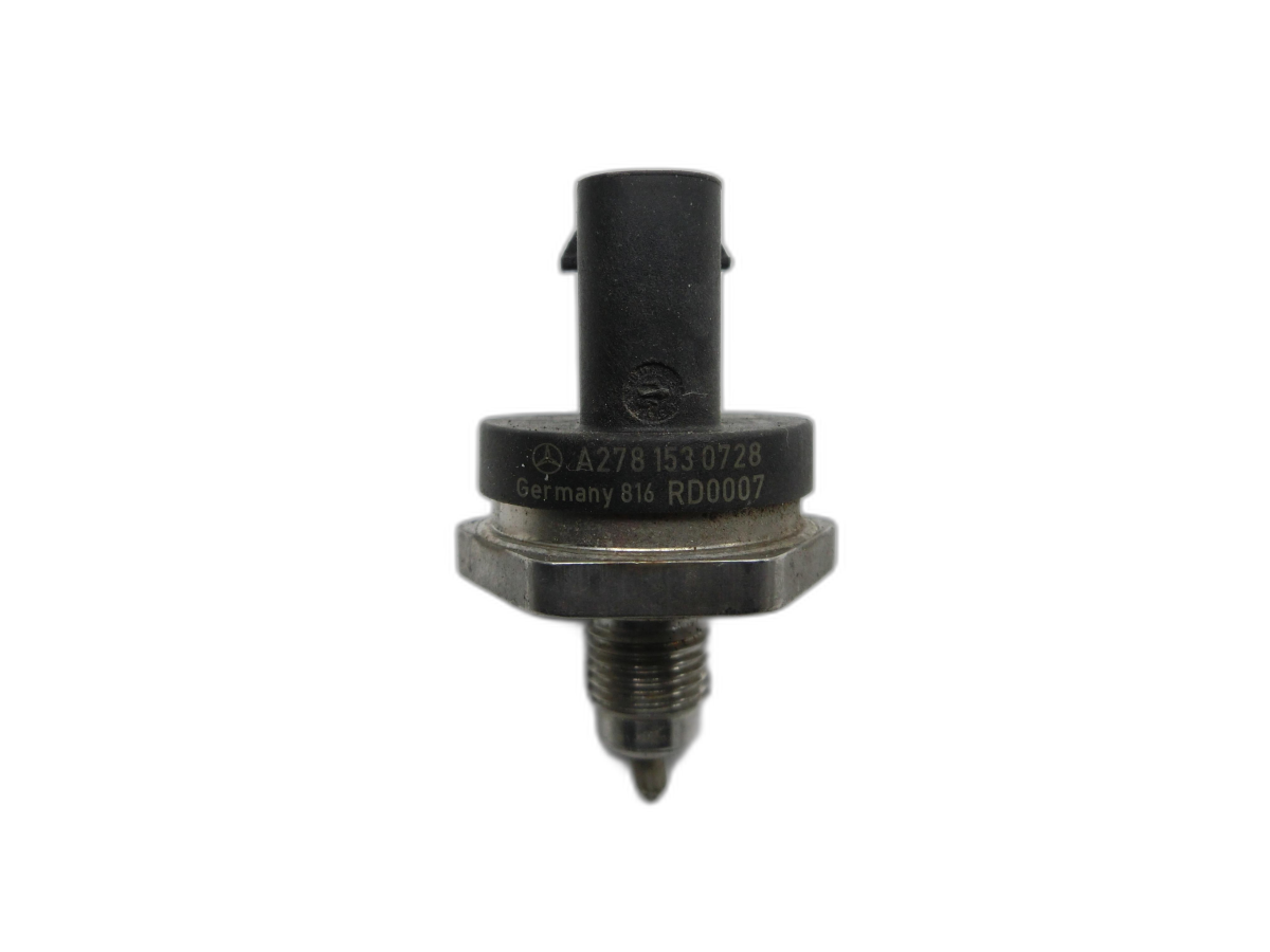 Mercedes CLA 250 C117 13-16 2,0i 125KW Railsensor Drucksensor Kraftstoffdruck - Bild 1