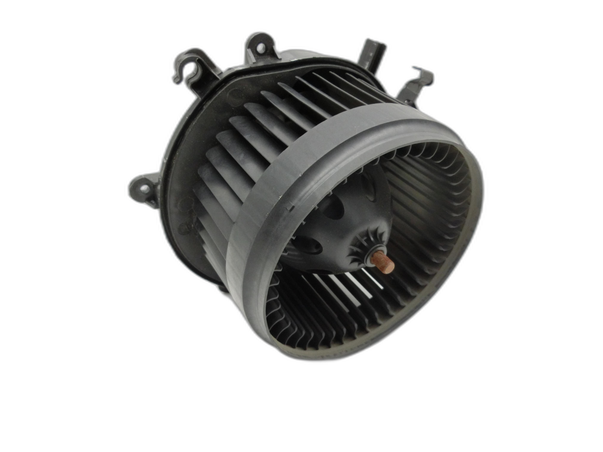 Mercedes W203 C220 01-04 Gebläsemotor Lüftermotor Heizungsgebläse  - Bild 1