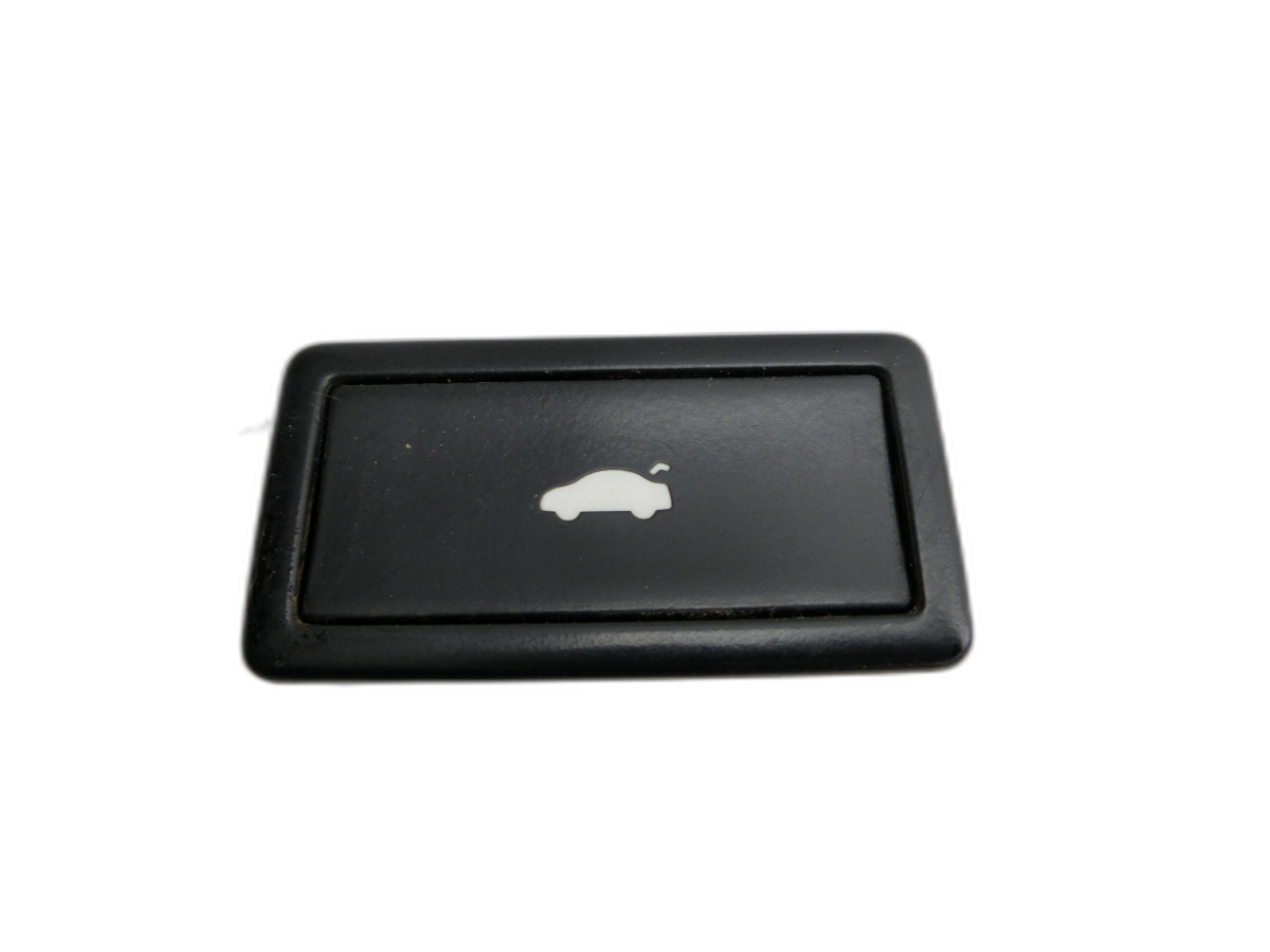 Audi A4 8K B8 QU 08-11 Schalter Heckklappenöffner Öffner Heckklappe  - Bild 1