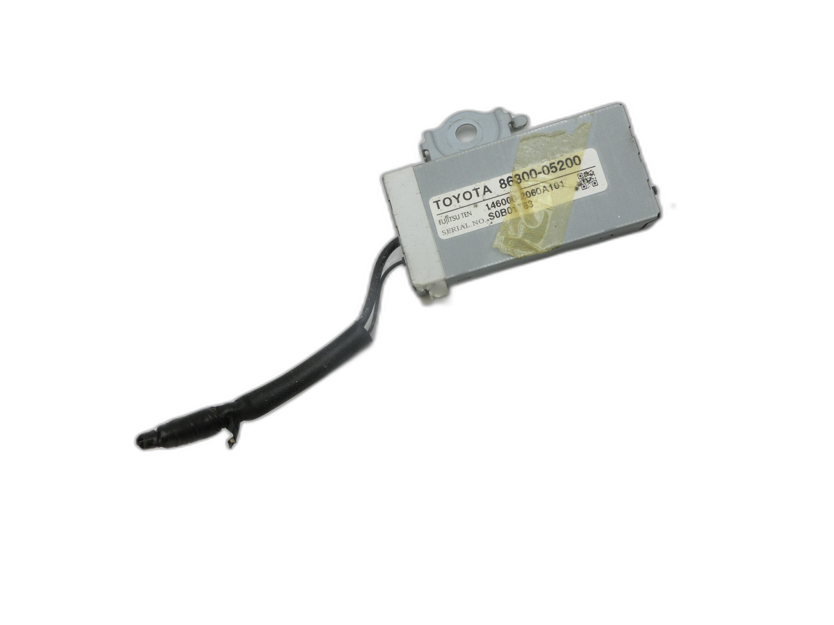 Toyota Avensis T27 08-11 Antennenverstärker Weiche Antenne  - Bild 1