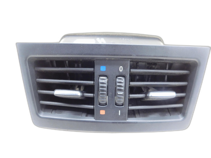 BMW E91 3er 320i 06-08 Luftdusche Luftdüse Mitte Hinten Mittelkonsole  - Bild 1