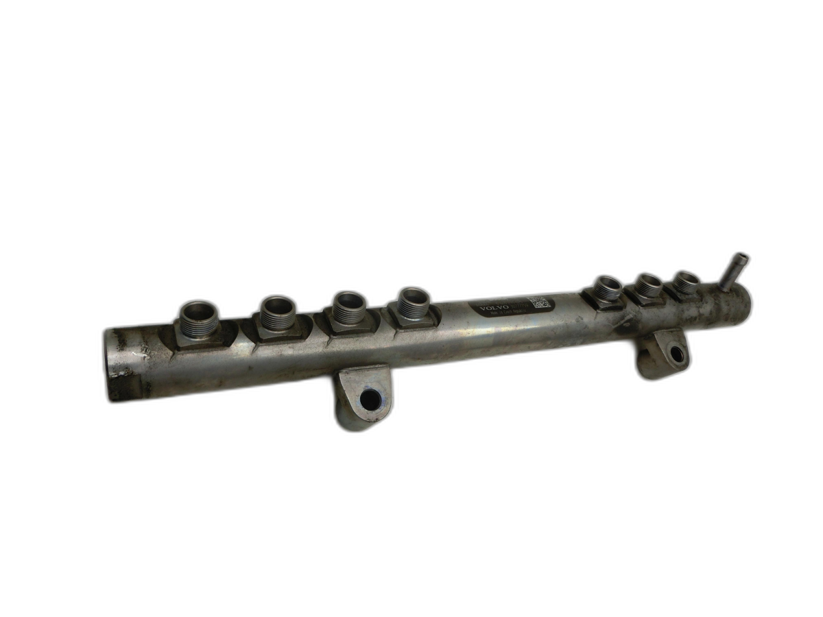 Volvo V40 II 12-16 D3 2,0 110KW Verteilerrohr  - Bild 1