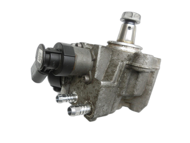 VW Passat B8 3G 14-19 TDI 1,6 88KW Einspritzpumpe Hochdruckpumpe VW Passat B8 3G 14-19 02.10.2015 04L130755E... Bild 1