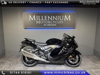 BRAND NEW SUZUKI GSX1300 R HAYABUSA SUPER SPORTS PERFORMANCE MOTORCYCLE