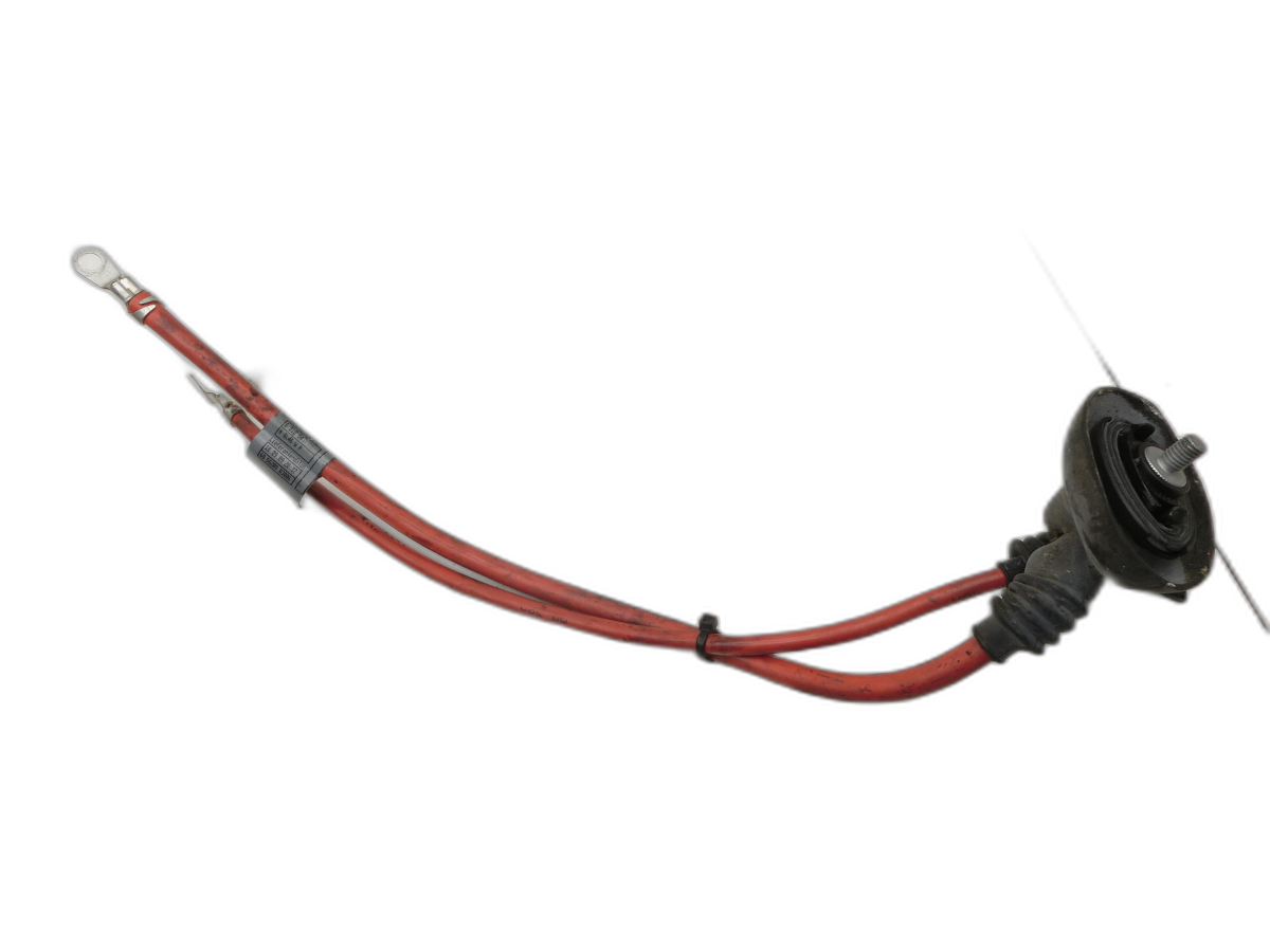 BMW X3 E83 18d LCI 08-11 Batteriekabel Batterieklemme Plus  - Bild 1