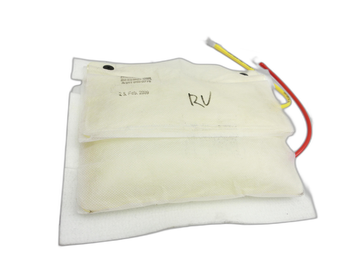 Mercedes C219 CLS 08-10 350 CGI 3,5 215KW Lordosenkissen für Sitz Rechts Vorne  - Bild 1