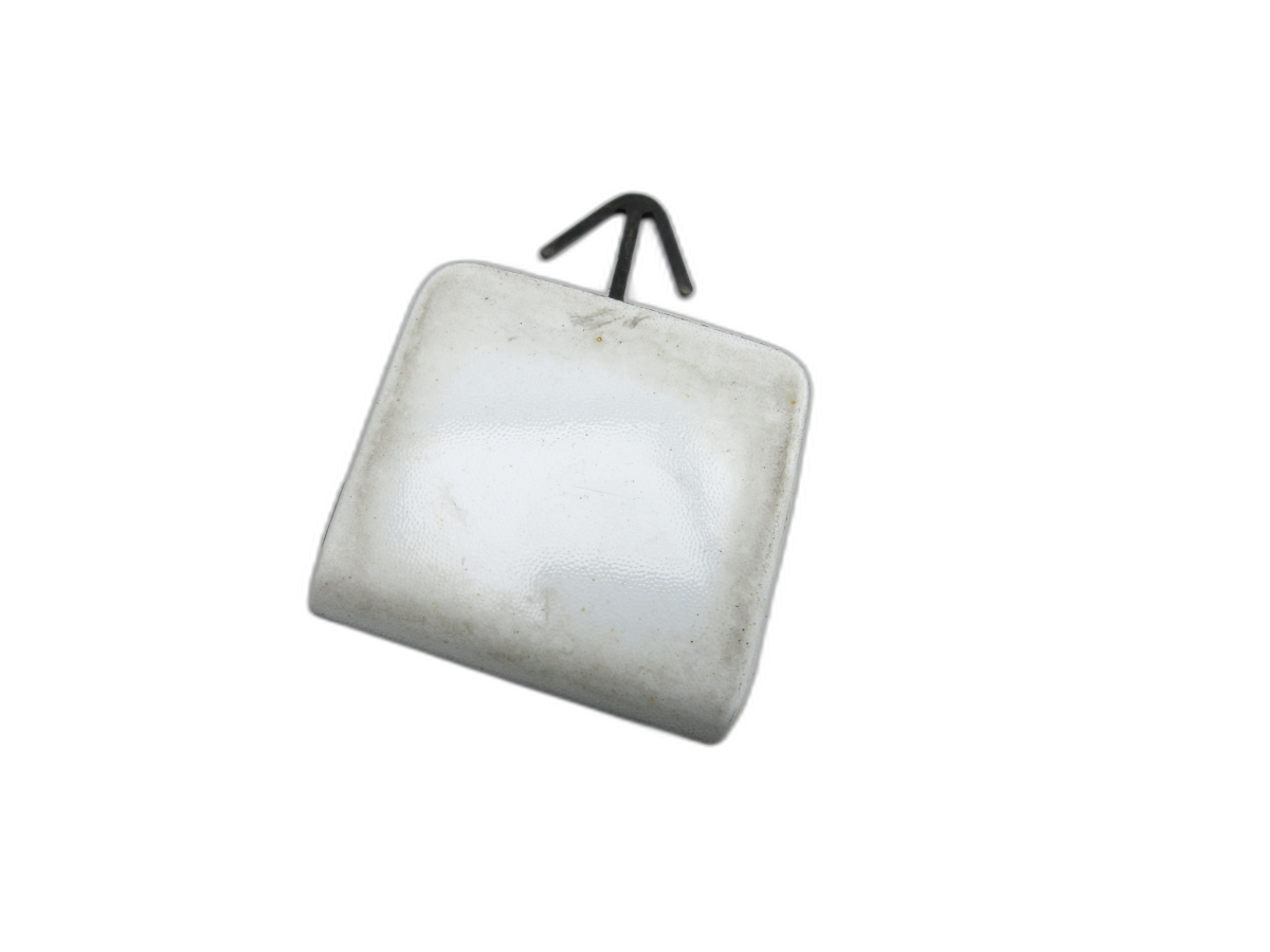 Dacia Logan MCV II 13-20 1,2 16V 55KW Deckel für Abschleppöse Stoßstange Hinten  - Bild 1