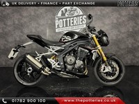 Triumph Speed Triple 1200RS *1800 miles!*