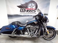 2017 HARLEY-DAVIDSON STREET GLIDE ANNIVERSARY 174 EDITION