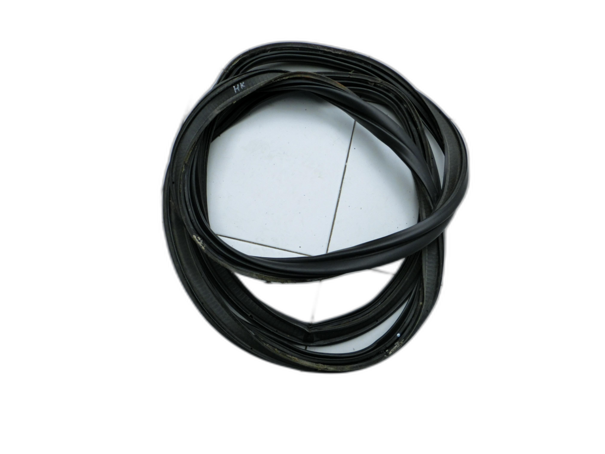 Jeep Grand Cherokee WK2 13-17  Dichtung Rahmen für Heckklappe Kofferraum  - Bild 1