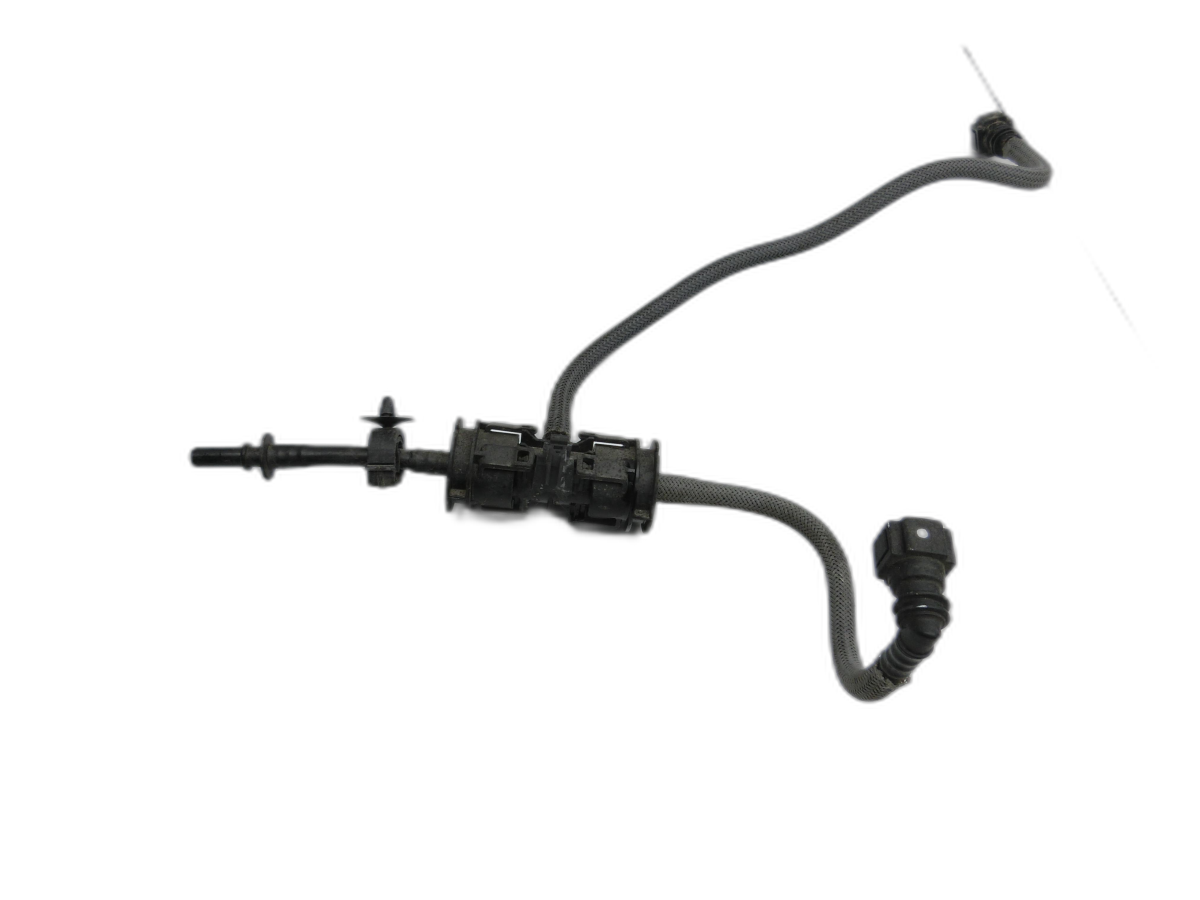 Opel Crossland X D75 20-24 1,2 96KW Leitung Kraftstoffleitung Kraftstoffschlauch  - Bild 1