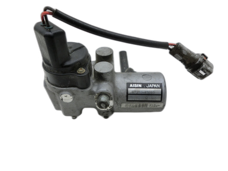 Toyota Prius II 05-09 Hauptbremszylinder Bremszylinder  - Bild 1