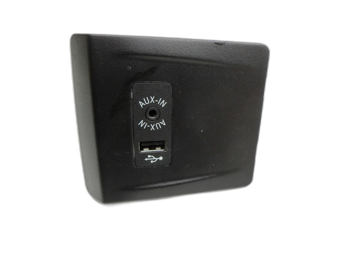 BMW F45 218d 14-18 AUX-IN USB Buchse Anschluss Multimedia Blende  - Bild 1