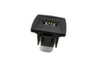 Mercedes CLS 250 C218 11-14 USB AUX Buchse Anschluss Mercedes CLS 250 C218 11-14 18.11.2013 A2188210311... Vorschau 1