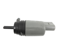 BMW E81 1er 120d 07-11 Waschwasserpumpe Wischwasserpumpe Waschpumpe Vorne BMW E81 1er 120d 07-11 16.10.2007 7302589... Vorschau 1