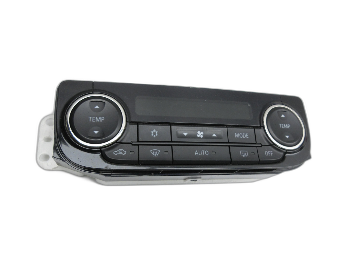 Mitsubishi Outlander III 15-18 Bedienteil Bedienelement Heizung Klimabedienteil  - Bild 1