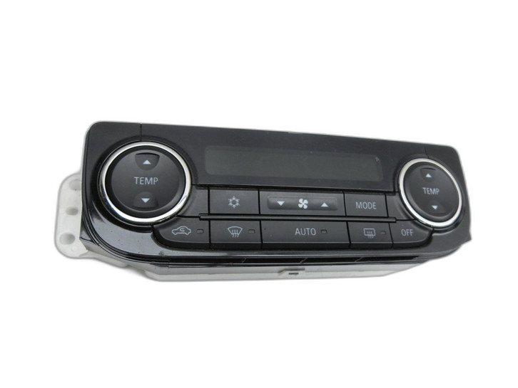 Mitsubishi Outlander III 15-18 Bedienteil Bedienelement Heizung Klimabedienteil  - Bild 1
