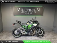 KAWASAKI Z900 SUPER NAKED PERFORMANCE BIKE
