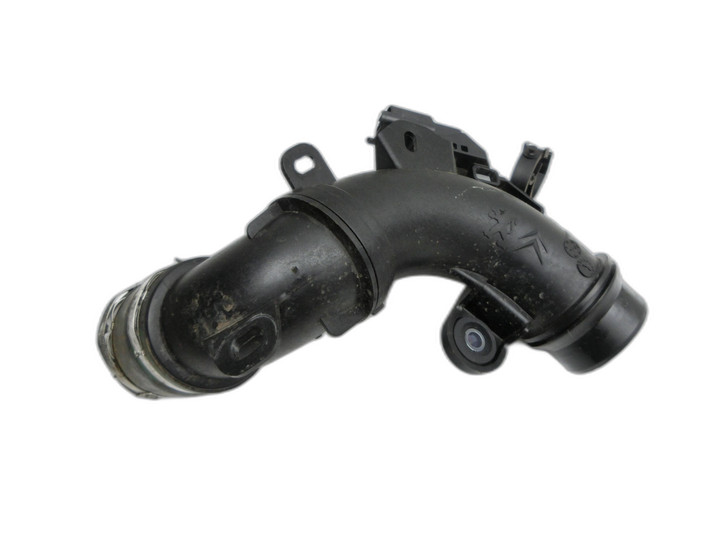 Peugeot 208 I 15-19 1,2 81KW Ansaugrohr Ladeluftschlauch Luftschlauch Pos.1 - Bild 1