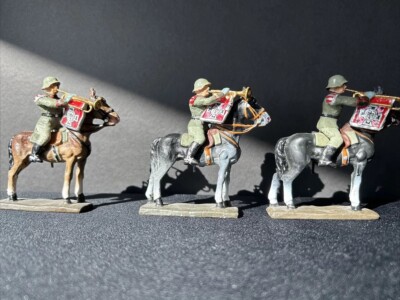 Lineal German Mounted Band by Duscha circa 1990 s (3) Figures