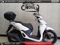 Voge SR16  **FREE TOP BOX - FREE HAND GUARDS - FREE LARGE SCREEN -COMMUTER