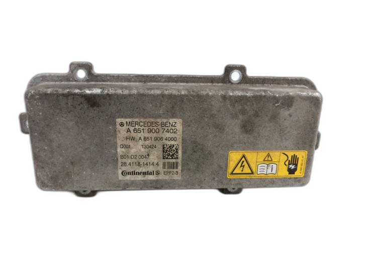 Mercedes S212 W212 E300h 13-16 Kondensator 450V für Inverter Mercedes S212 W212 E300h 13-16 10.06.2013... Bild 1