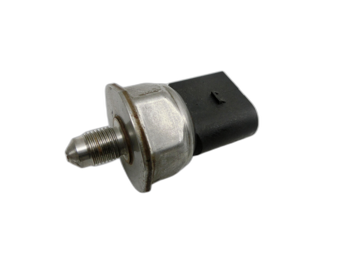 VW EOS 1F 06-09 FSI 2,0 110KW Railsensor Drucksensor  - Bild 1