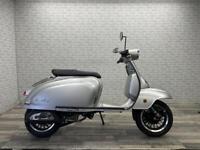 Royal Alloy TG 125cc S a Modern Classic Retro Automatic Moped Scooter