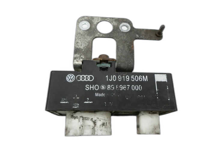 Seat Ibiza IV 6J 08-12 Tdi 1,6 77KW Relais Vorglührelais Glühanlage  - Bild 1