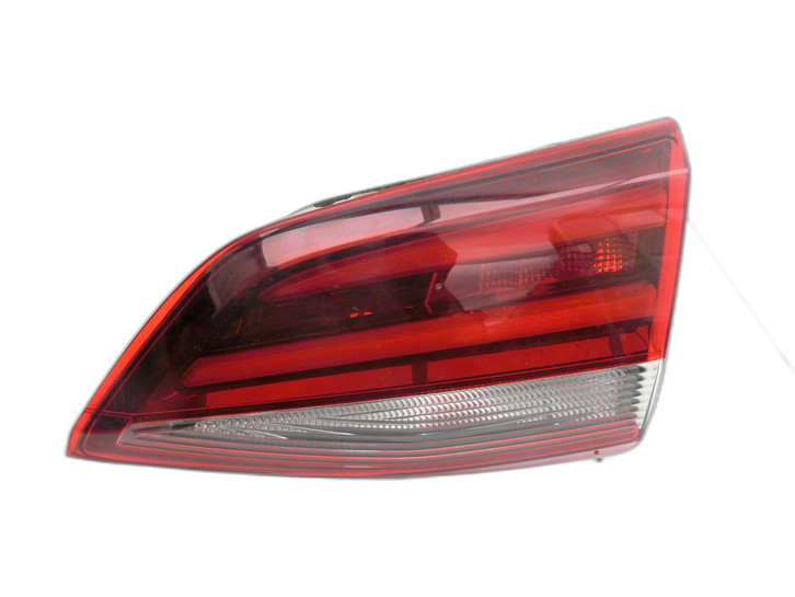 Opel Astra K 15-19 Kombi Rückleuchte Heckleuchte für Klappe Rechts  - Bild 1