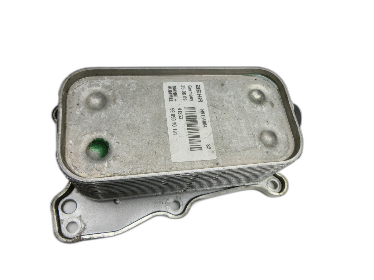 Mercedes C219 CLS 08-10 350 CGI 3,5  Ölkühler Motorölkühler  - Bild 1