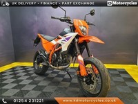 KTM 390 SMC R, 2026, New LC4 engines, low rate finance deals